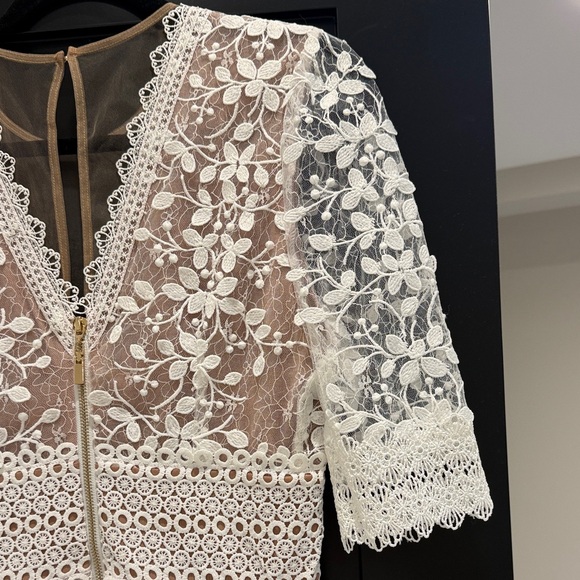 Elegant Lace Mini Dress in White and Tan - Picture 5 of 6